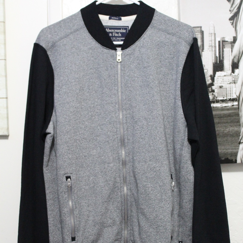 ABERCROMBIE & FITCH BOMBER SWEATER JACKET